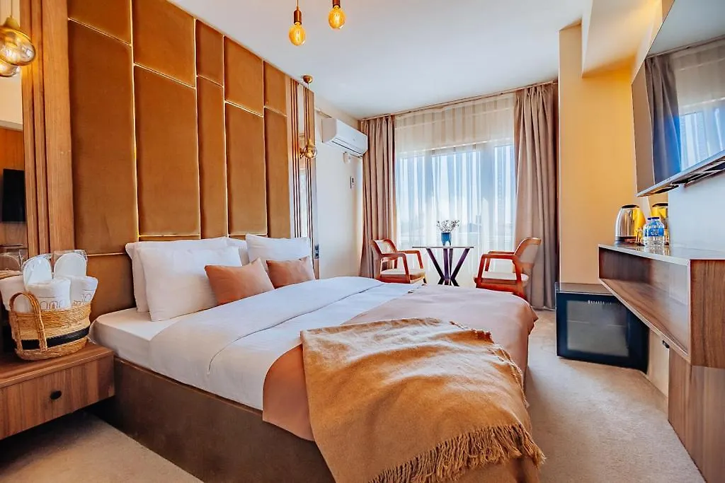 Ali Khan Hotel location